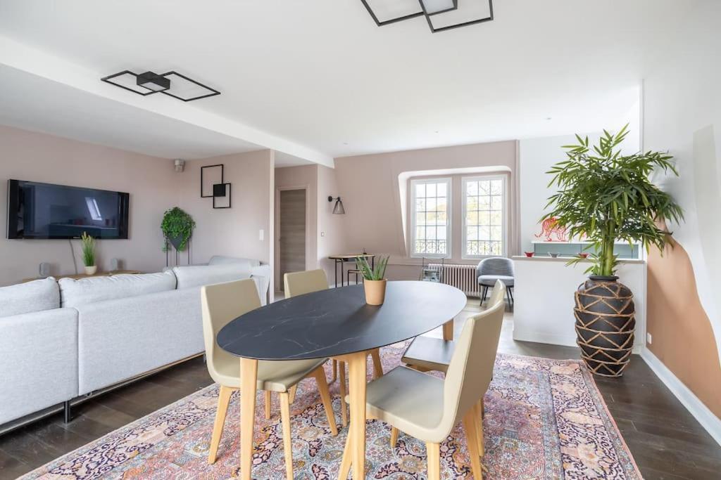 Appartement De 100M2 Dans Un Parc A 20 Mn Du Centre De Paris Garches Dış mekan fotoğraf